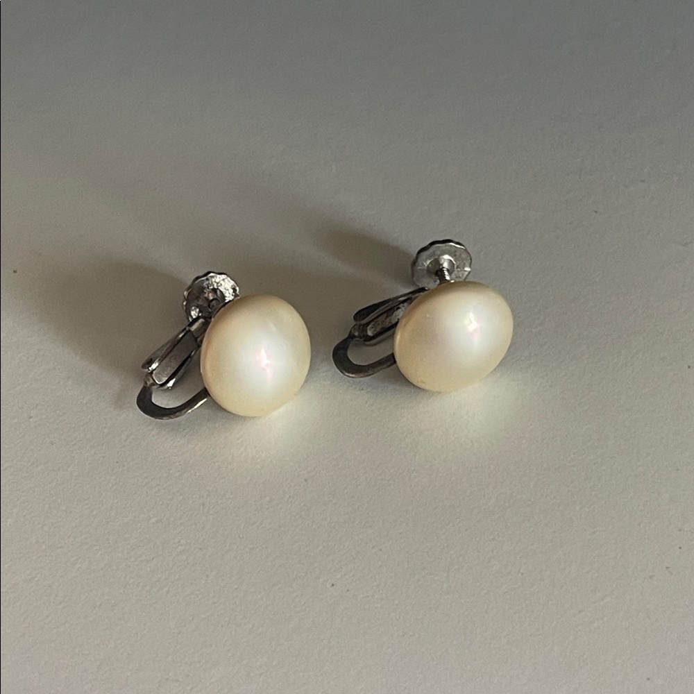 Vintage Sterling Elegant Pearl Clip-On Earrings - Picture 2 of 9